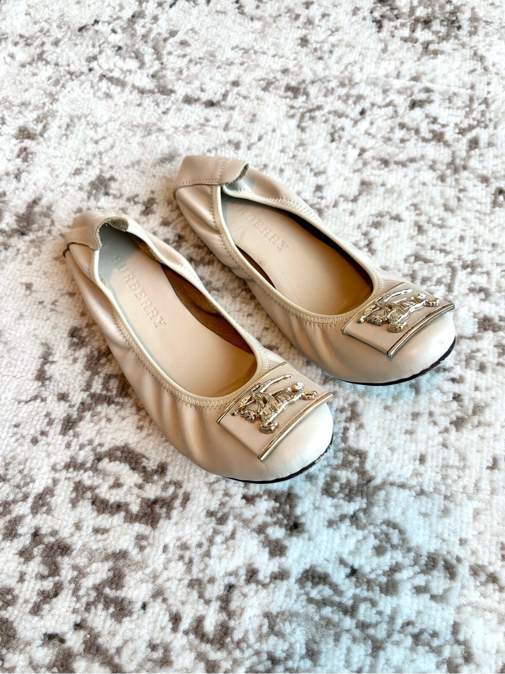Burberry Cream Leather Ballet Flats with Gold Plaque